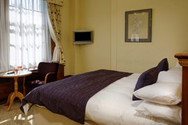 balgeddie-house-hotel-bedrooms-30-83535.jpg