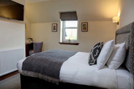 crianlarich-hotel-bedrooms-38-83540.jpg