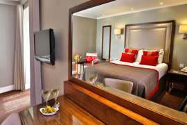 moorings-hotel-bedrooms-02-83544.jpg