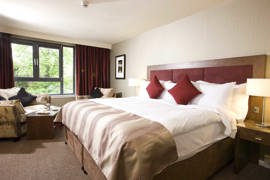 kingsmills-hotel-bedrooms-06-83560.jpg