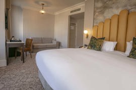 clifton-hotel-bedrooms-108-83677.jpg