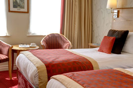 milford-hotel-bedrooms-28-83728.jpg