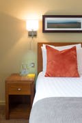 the-rose-and-crown-hotel-bedrooms-19-83744-OP.jpg