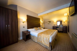 york-house-hotel-bedrooms-22-83773.jpg