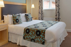 moore-place-hotel-bedrooms-17-83775.jpg