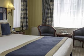 abbots-barton-hotel-bedrooms-31-83796.JPG