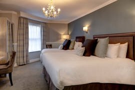 kenwick-park-hotel-bedrooms-14-83858.jpg