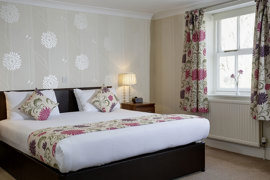 lord-haldon-country-house-hotel-bedrooms-39-83874.jpg