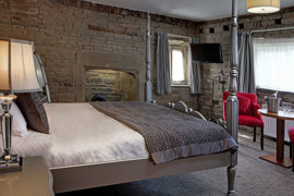 lancashire-manor-hotel-bedrooms-08-83923.jpg