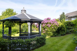 lancashire-manor-hotel-grounds-and-hotel-10-83923.jpg