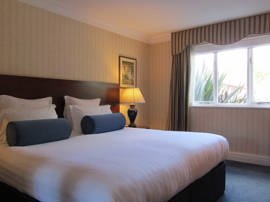 windmill-village-hotel-bedrooms-03-83934.jpg