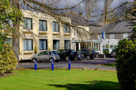 ipswich-hotel-grounds-and-hotel-02-84217.jpg