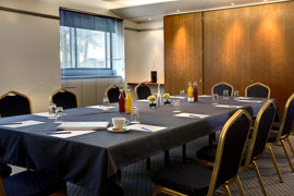 ipswich-hotel-meeting-space-01-84217.jpg