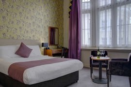 heywood-house-hotel-bedrooms-01-84242.jpg