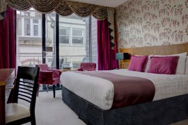 heywood-house-hotel-bedrooms-06-84242.jpg