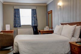 thurrock-hotel-bedrooms-01-84245.jpg