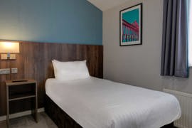 jephson-hotel-bedrooms-33-84342.jpg