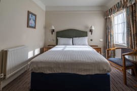 hall-garth-hotel-bedrooms-22-84343.jpg