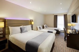 fortune-hotel-bedrooms-02-84347.jpg